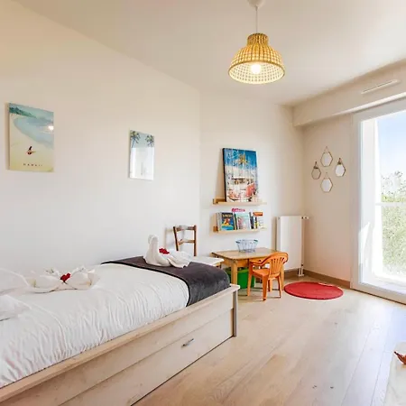 Panoramic Unique View & Private Parking *